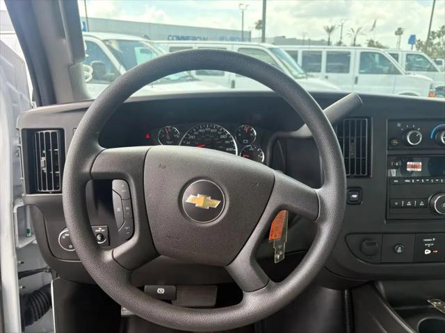 2025 Chevrolet Express Cutaway Work Van