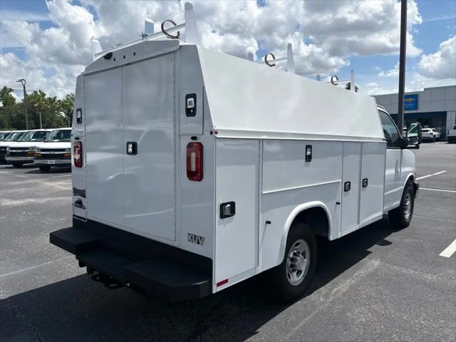 2025 Chevrolet Express Cutaway Work Van