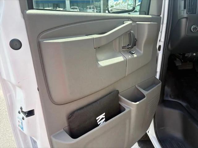 2025 Chevrolet Express Cutaway Work Van