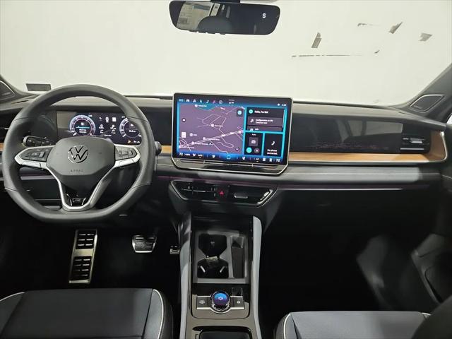 2026 Volkswagen Tiguan SEL R-Line Turbo