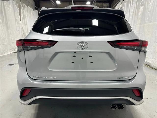 2025 Toyota Highlander XSE