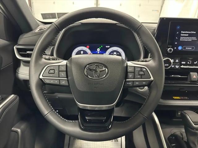2025 Toyota Highlander XSE