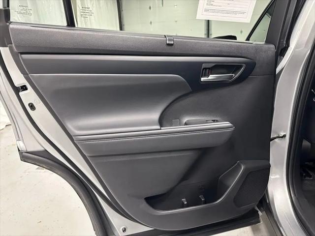 2025 Toyota Highlander XSE