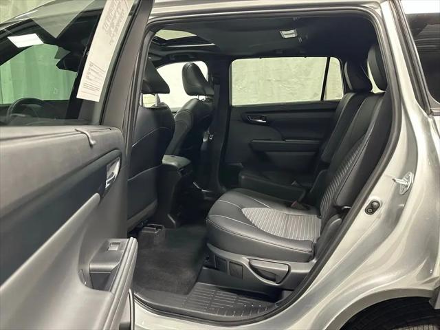 2025 Toyota Highlander XSE