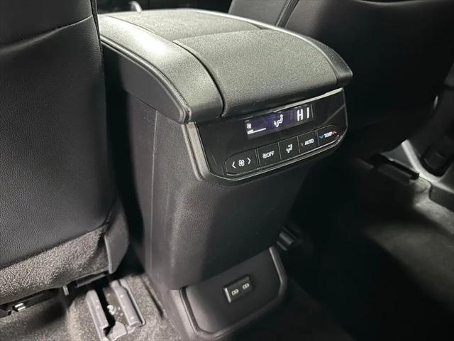 2025 Toyota Highlander XSE