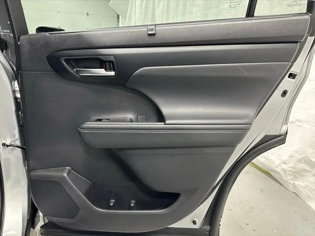 2025 Toyota Highlander XSE