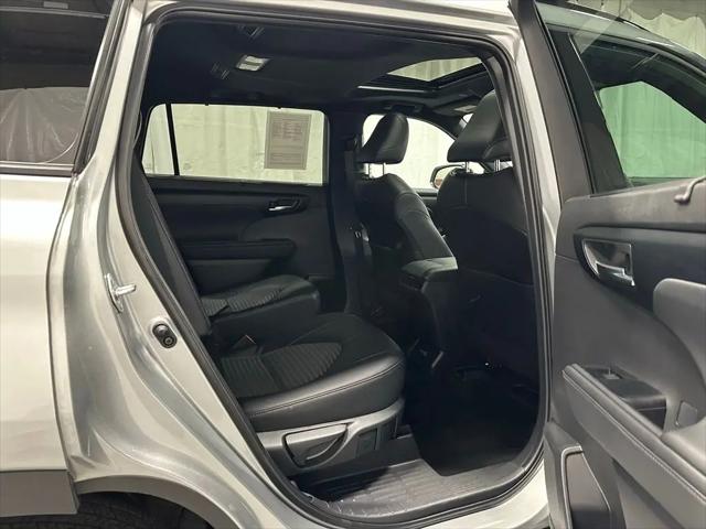 2025 Toyota Highlander XSE