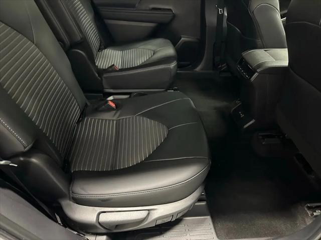 2025 Toyota Highlander XSE