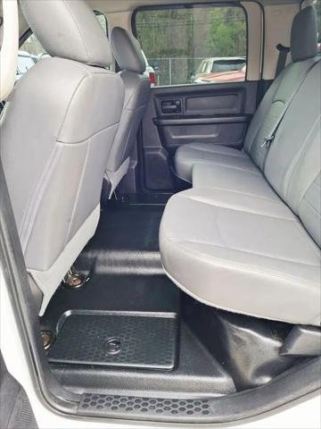 2017 Ram 2500 Tradesman Crew Cab 4x4 6'4" Box