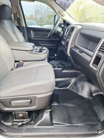 2017 Ram 2500 Tradesman Crew Cab 4x4 6'4" Box