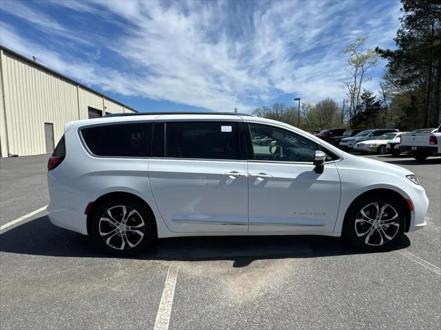 2026 Chrysler Pacifica Pinnacle