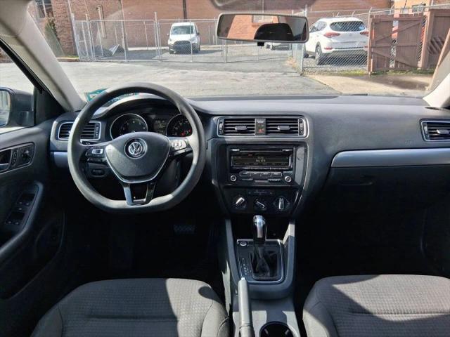 2015 Volkswagen Jetta 1.8T SE