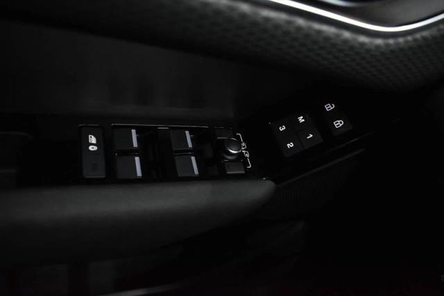 2023 Land Rover Range Rover Velar P250 R-Dynamic S