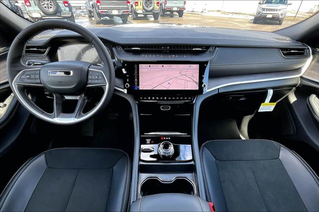 2026 Jeep Grand Cherokee L Altitude 4x4