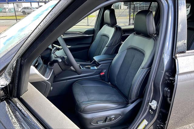 2026 Jeep Grand Cherokee L Altitude 4x4