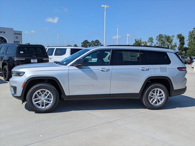 2026 Jeep Grand Cherokee Laredo 4x2