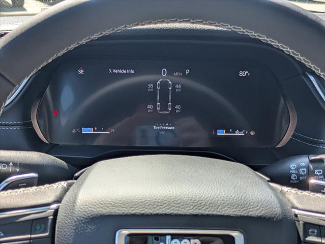 2026 Jeep Grand Cherokee Laredo 4x2
