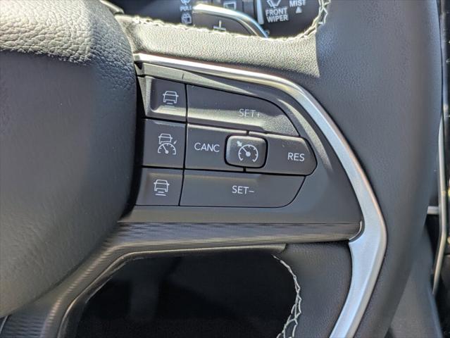 2026 Jeep Grand Cherokee Laredo 4x2