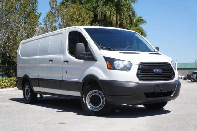 2018 Ford Transit w/60/40 Side Door w/LWB