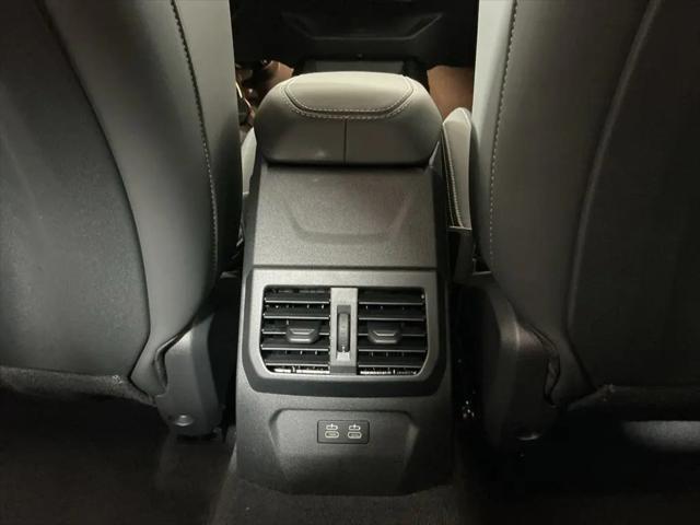 2026 BMW Coupe 228i