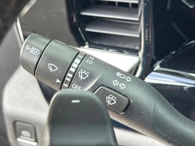 2022 Chevrolet Silverado 1500 4WD Crew Cab Short Bed LTZ