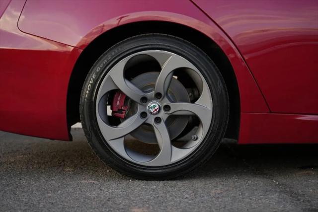 2018 Alfa Romeo Giulia RWD