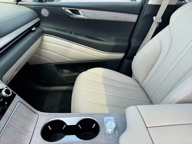 2026 Genesis GV80 2.5T Select AWD