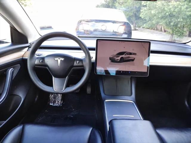 2022 Tesla Model 3 Rear-Wheel Drive