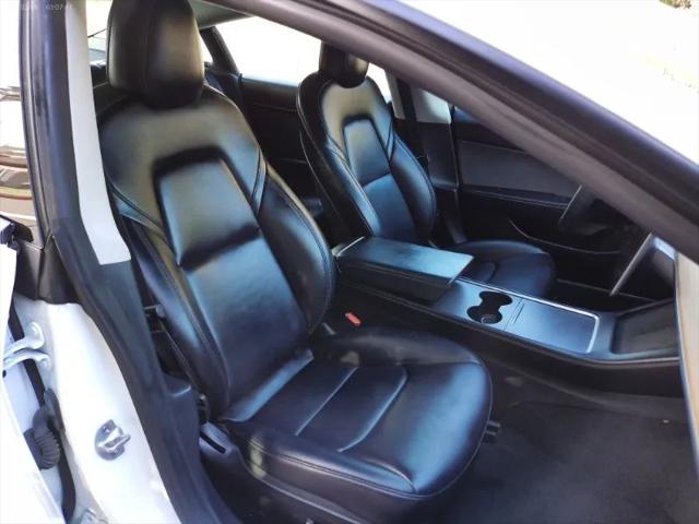 2022 Tesla Model 3 Rear-Wheel Drive