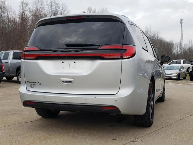 2023 Chrysler Pacifica Touring L 2023 Chrysler Pacifica Touring L