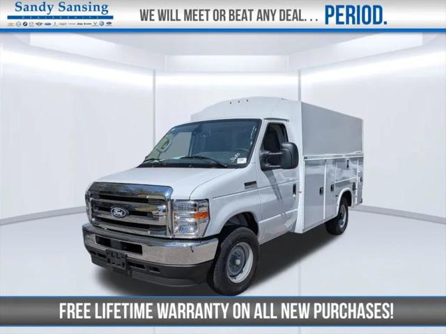 2026 Ford E-350 Cutaway Base w/138 WB  Cutaway Van 2D for sale in Daphne, AL