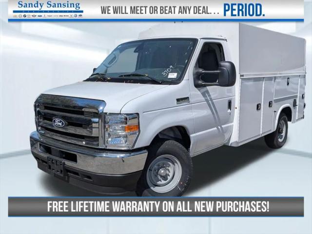 2026 Ford E-350 Cutaway Base w/138 WB  Cutaway Van 2D for sale in Daphne, AL
