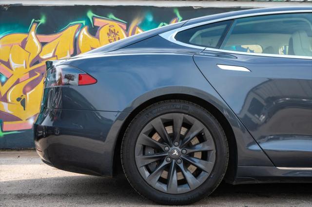 2017 Tesla Model S 75D