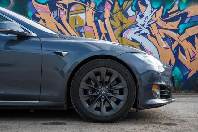 2017 Tesla Model S 75D