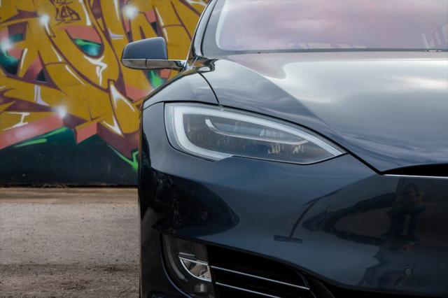 2017 Tesla Model S 75D