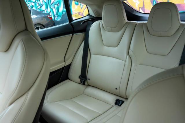 2017 Tesla Model S 75D