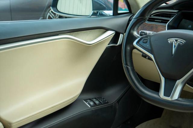 2017 Tesla Model S 75D
