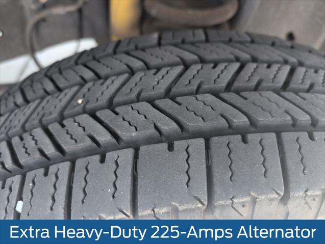 2015 Ford E-450 Cutaway Base