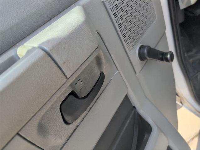 2015 Ford E-450 Cutaway Base