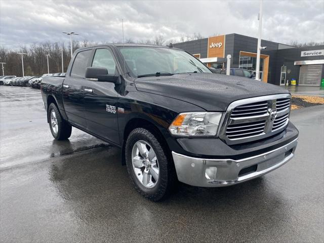 2017 RAM 1500 Big Horn Crew Cab 4x4 57 Box