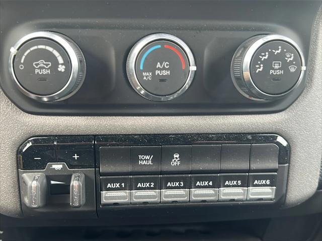 2024 Ram 2500 Tradesman Crew Cab 4x4 6'4" Box