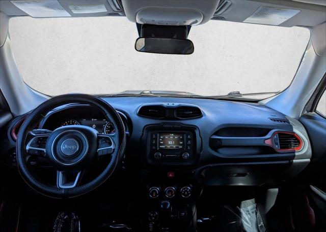 2015 Jeep Renegade Trailhawk