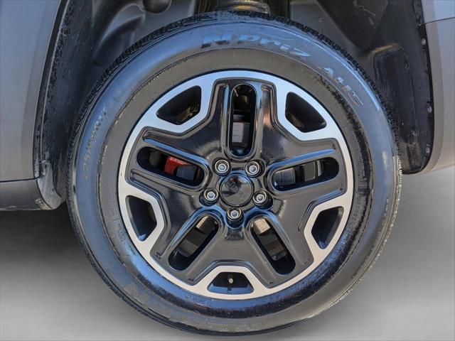 2015 Jeep Renegade Trailhawk