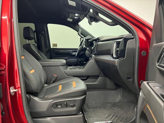 2025 GMC Sierra 3500HD 4WD Crew Cab Long Bed AT4