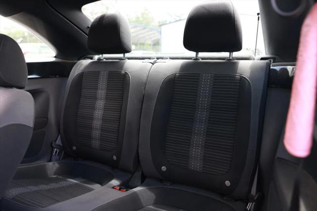 2014 Volkswagen Beetle 2.0T R-Line
