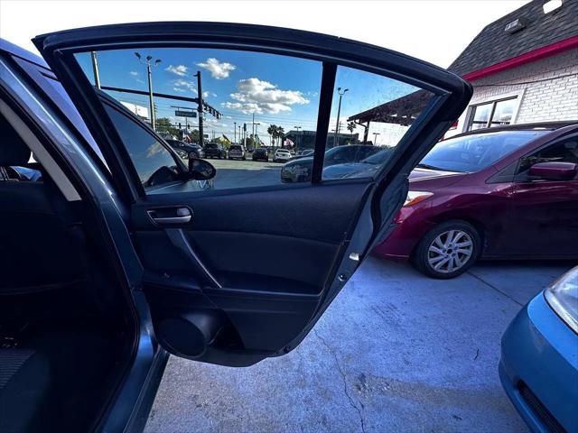 2013 Mazda Mazda3 i SV