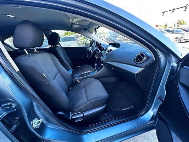 2013 Mazda Mazda3 i SV