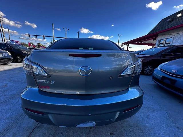 2013 Mazda Mazda3 i SV