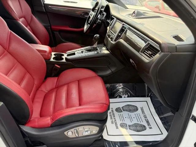 2016 Porsche Macan S