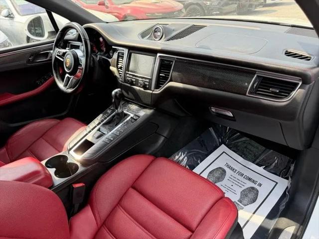 2016 Porsche Macan S